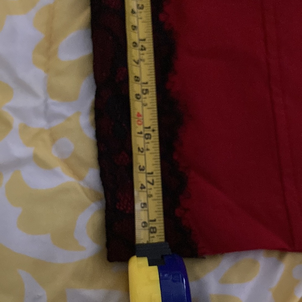 2b Bebe skirt 2 for $20 - Picture 10 of 12